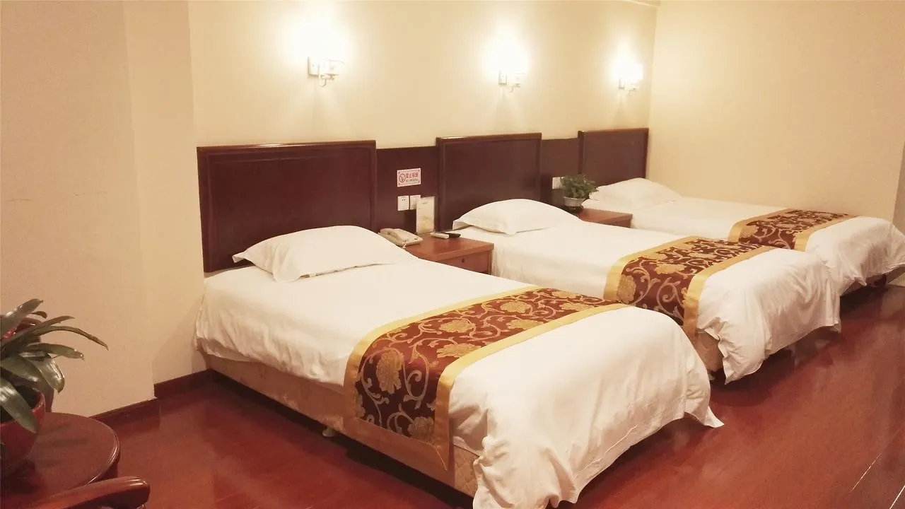 Greentree Inn Henan Luoyang Zhangheng Street Express Hotel 3*, Lojang